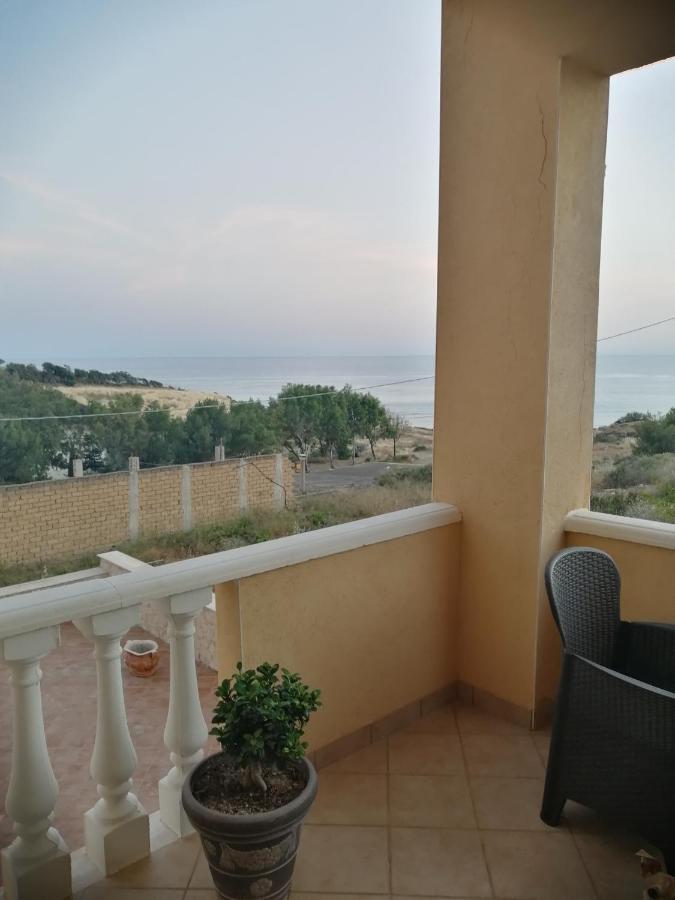 Al Faro Bed and breakfast *